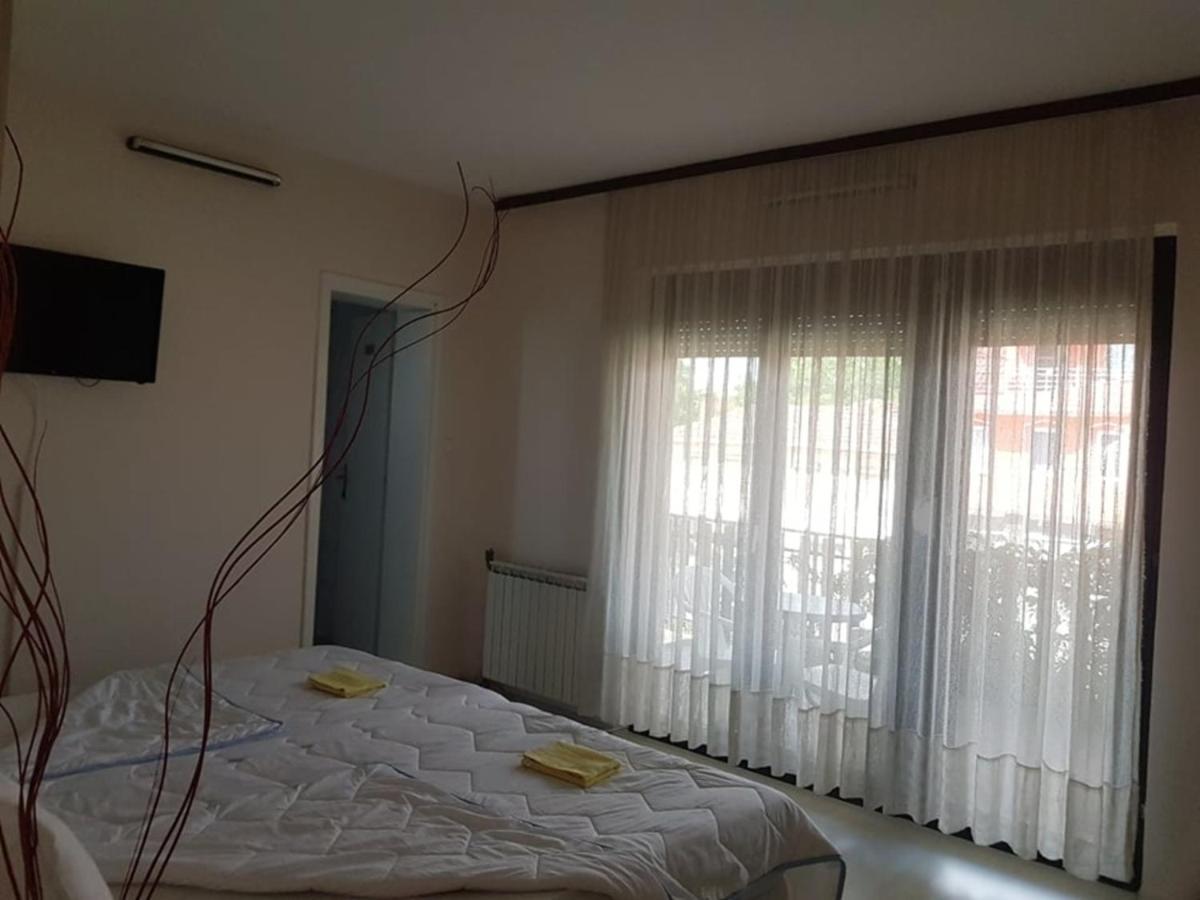 Villa Amsterdam Ohrid Esterno foto